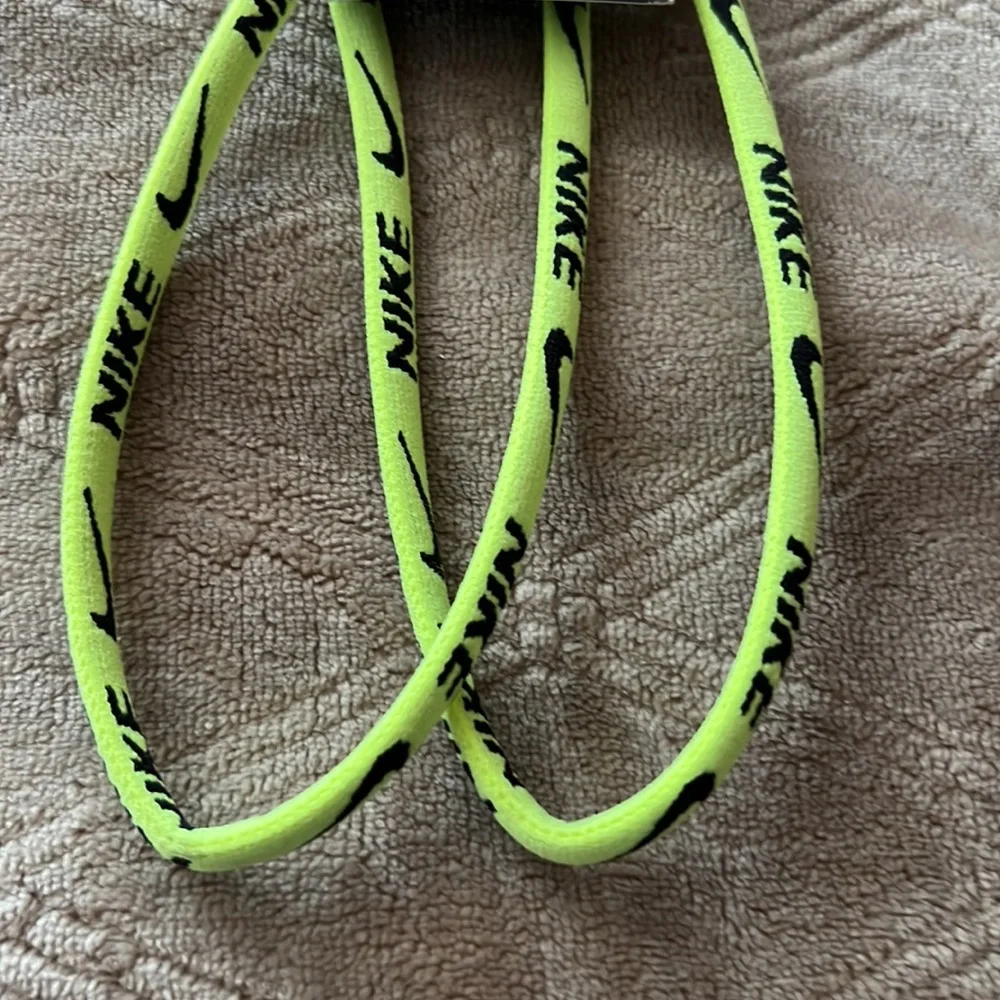 Nike Headband New color Neon green and black Nike logo